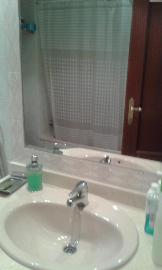 Habitacion Mv Мадрид Екстериор снимка