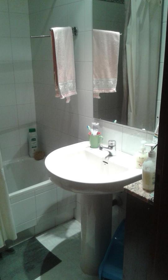 Habitacion Mv Мадрид Екстериор снимка